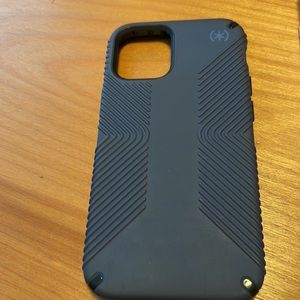 New phone case for iPhone 12 mini. Navy with ridges for easy grip.
